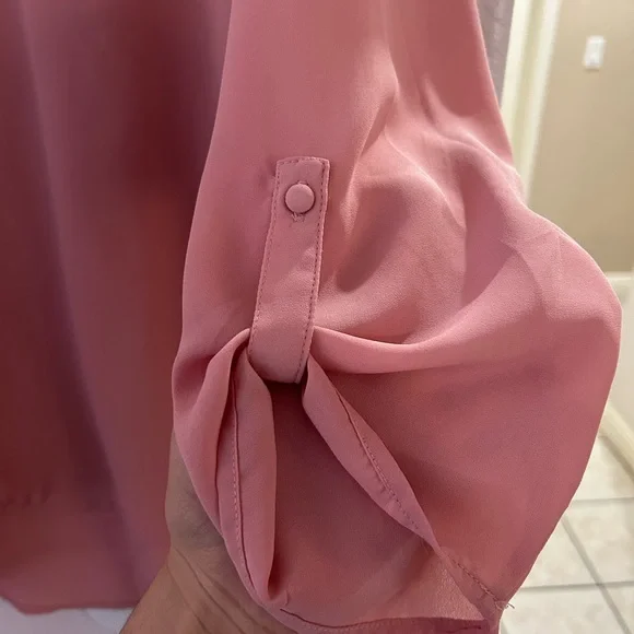 12 Thompson Women’s Chiffon Blouse💗💗 - Picture 2 of 5